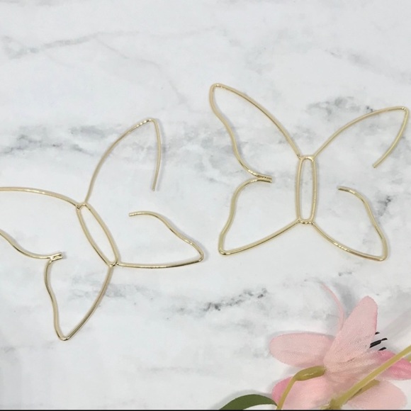 The Zoe - Dainty Butterfly Cutout Earrings! - Picture 7 of 7
